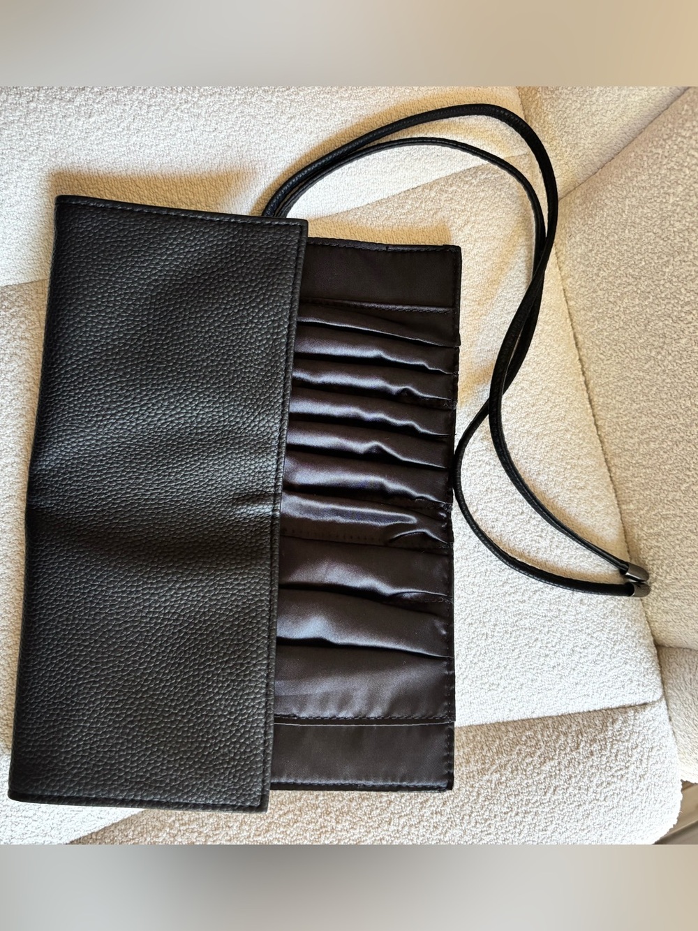NEW Black Faux Leather Makeup Brush Travel Case